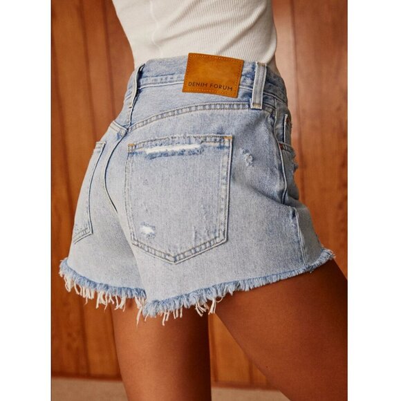 Denim Forum The Ex-Boyfriend Denim Short - Picture 4 of 14